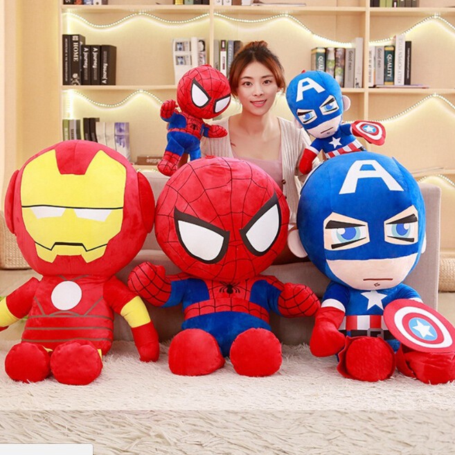 Marvel Spiderman - Juego de muñecas de peluche y bolsa de mano de los  Vengadores, paquete con muñeca de peluche de Spiderman de 20 pulgadas con