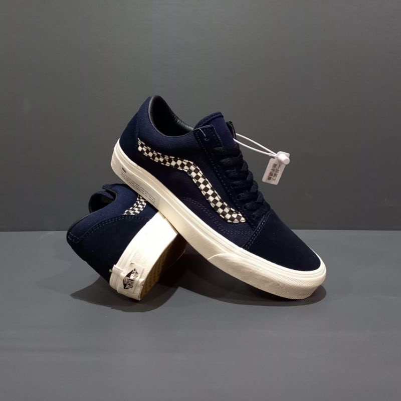 Vans old skool dx surplus sale