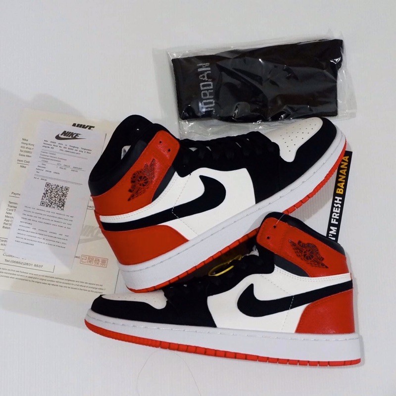 Jordan 1 rojo discount con negro y blanco