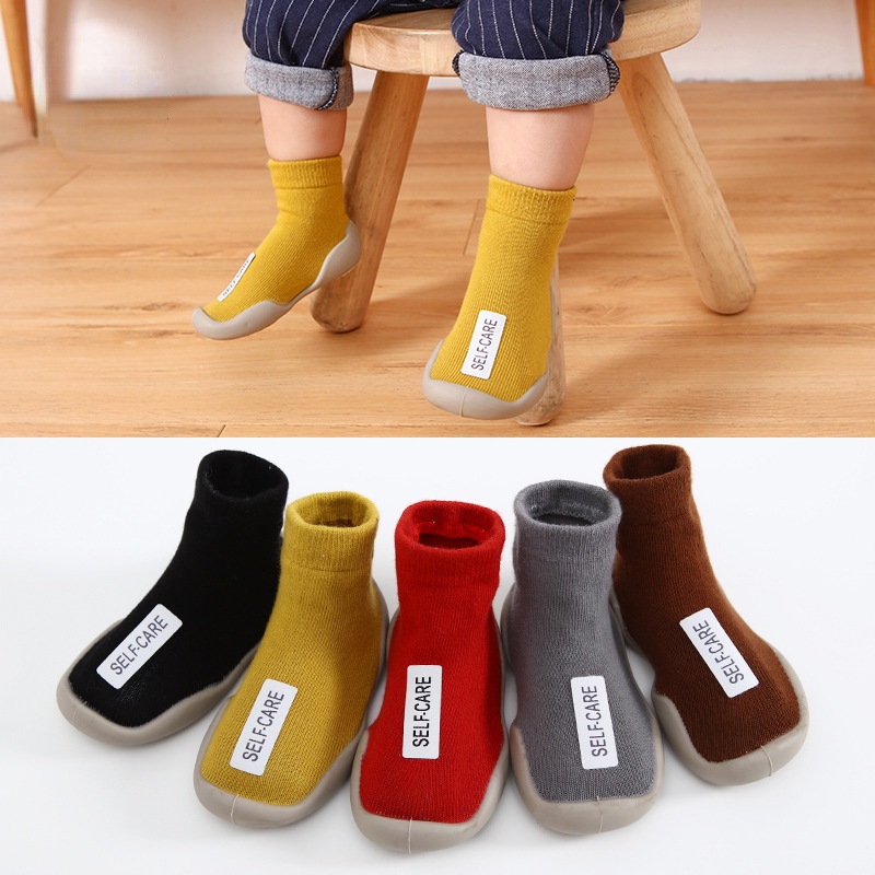 Calcetines para bebe online con suela