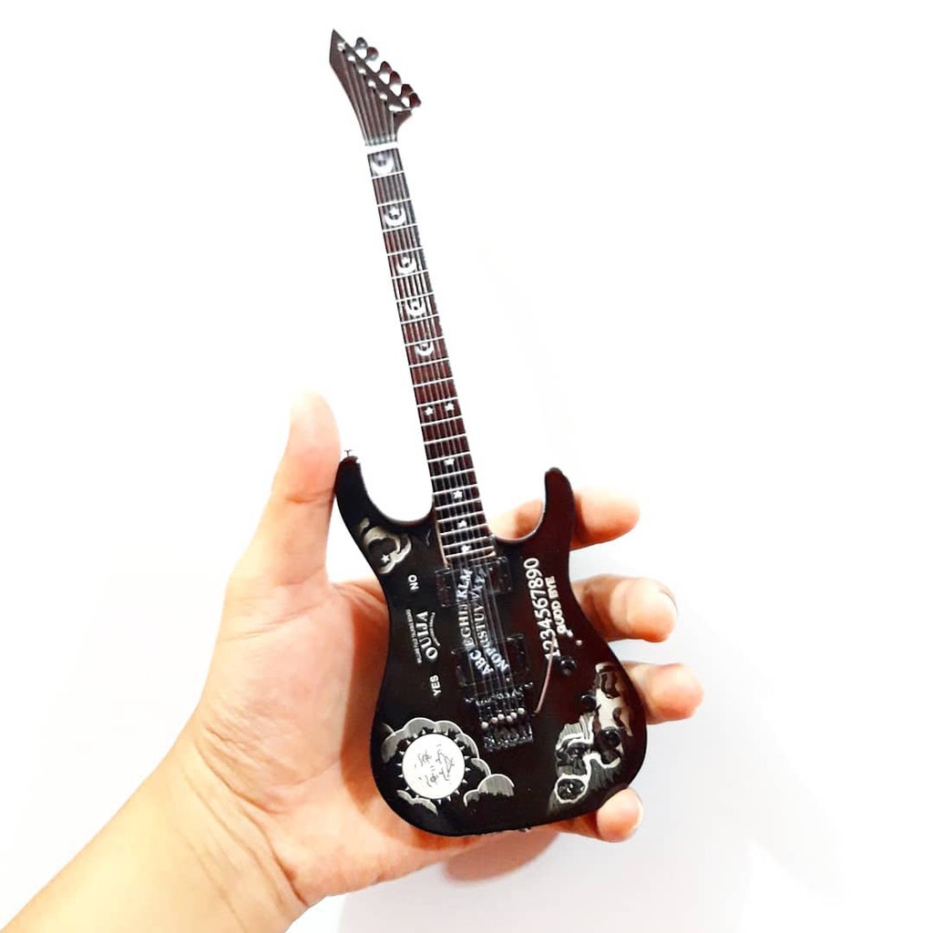 Tee Shack Metallica Kirk Hammett Guitar Black Album Ufficiale - Foto 4