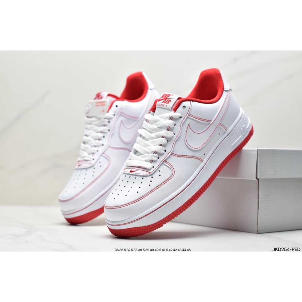 Nike air force blancos con 2024 rojo