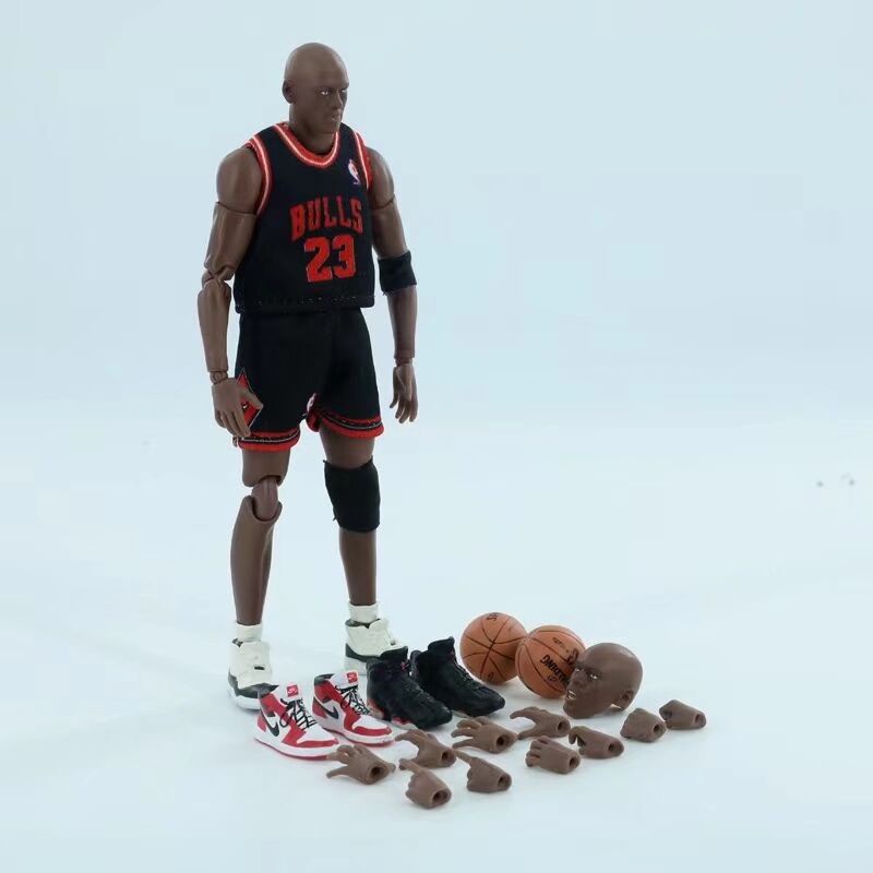 NBA Baloncesto Jugador Q Figura De Acción Moda Sonrisa Juguetes Michael