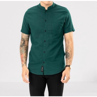 Camisa verde manga online corta