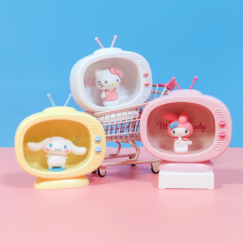 MINISO Kawaii Sanrio Accesorios Kitty My Melody Cinnamoroll Lindo Mini TV Modelo Dormitorio Escritorio Luz De Noche Peque os Regalos Para Ni as