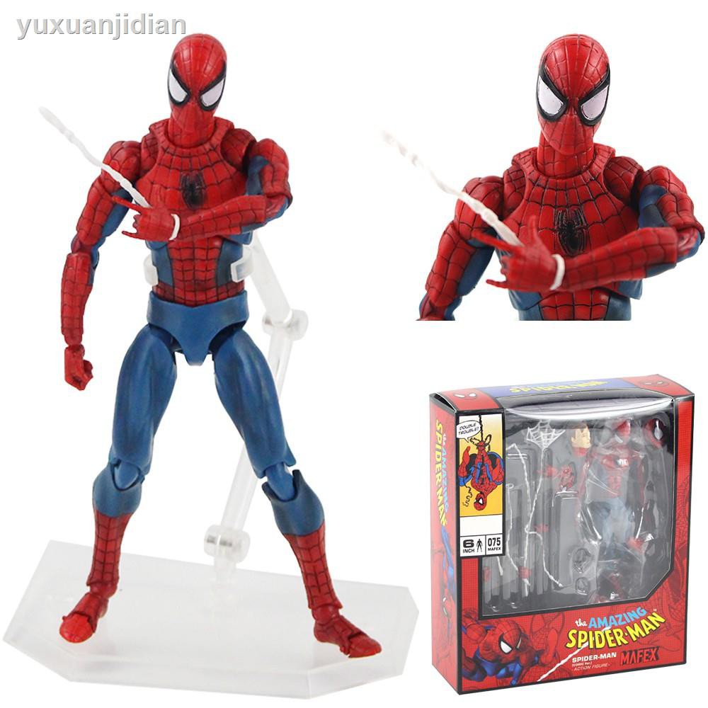 Juguetes de spiderman online mafex