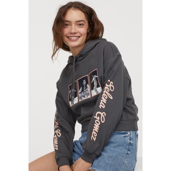 Sudadera con capucha H M Selena Gomez abu charcoal Crewneck Selena Gomez hnm sueter dividido hnm mujer