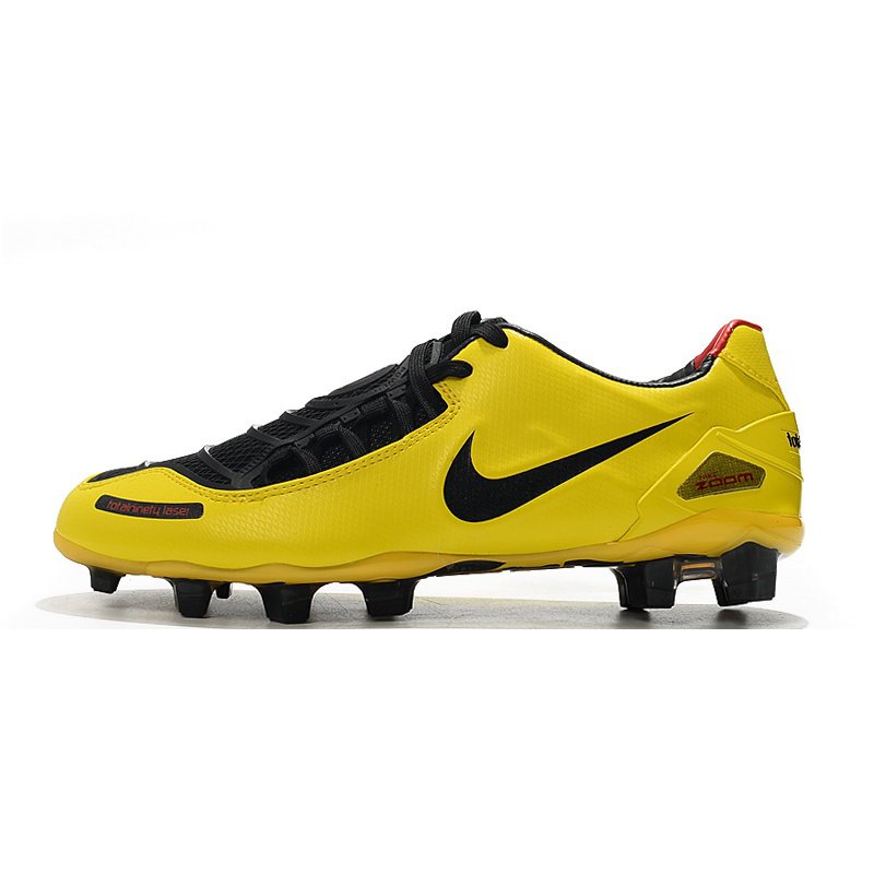 Zapatos de best sale futbol amarillos