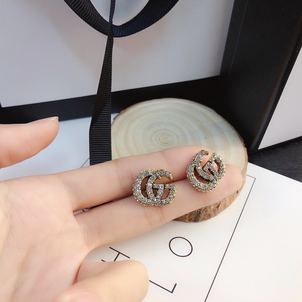 Anillo gucci online falso