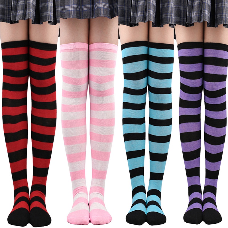  Calcetines largos de manga alta para mujer y niña, diseño de  anime : Ropa, Zapatos y Joyería