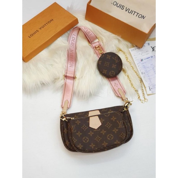 MSCHF recria versão microscópica de bolsa da Louis Vuitton