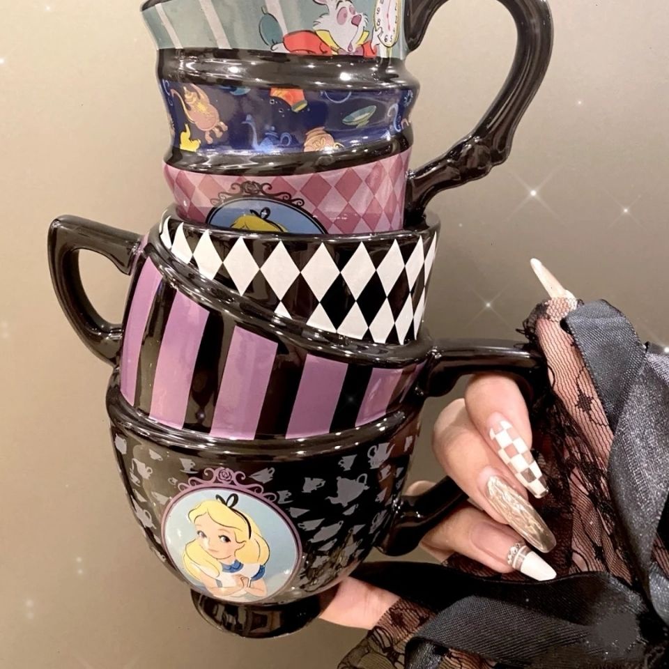 Alicia en el país de las Maravillas taza apilada creativa Taza de cerámica  pintada de tres capas taza de agua personalizada taza de café
