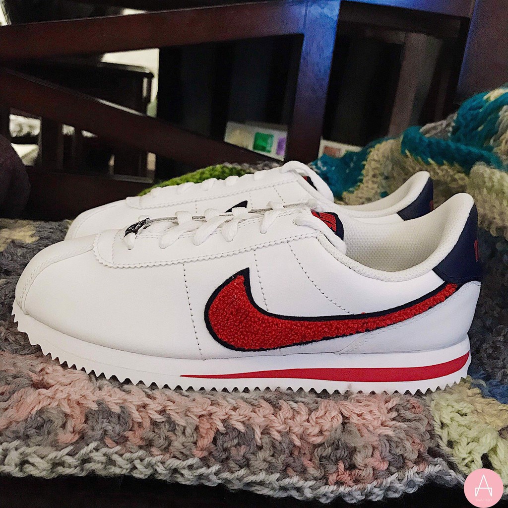 Nike cortez shop blanco con rojo