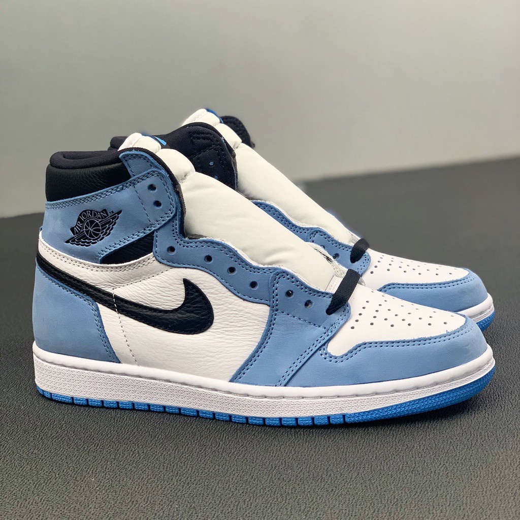 Jordan 1 azul precio hot sale