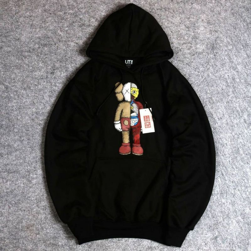 Sudadera kaws plaza discount sesamo