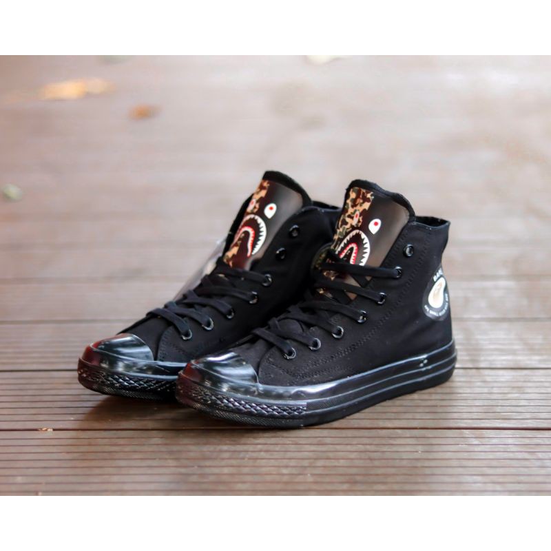 Converse on sale bape shark