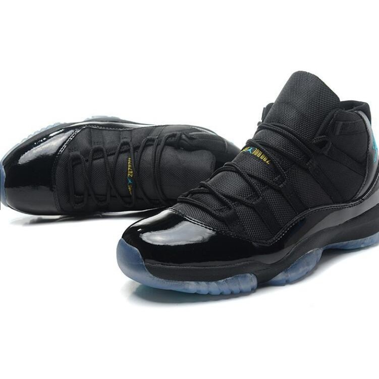 Jordan 11 best sale negro con blanco