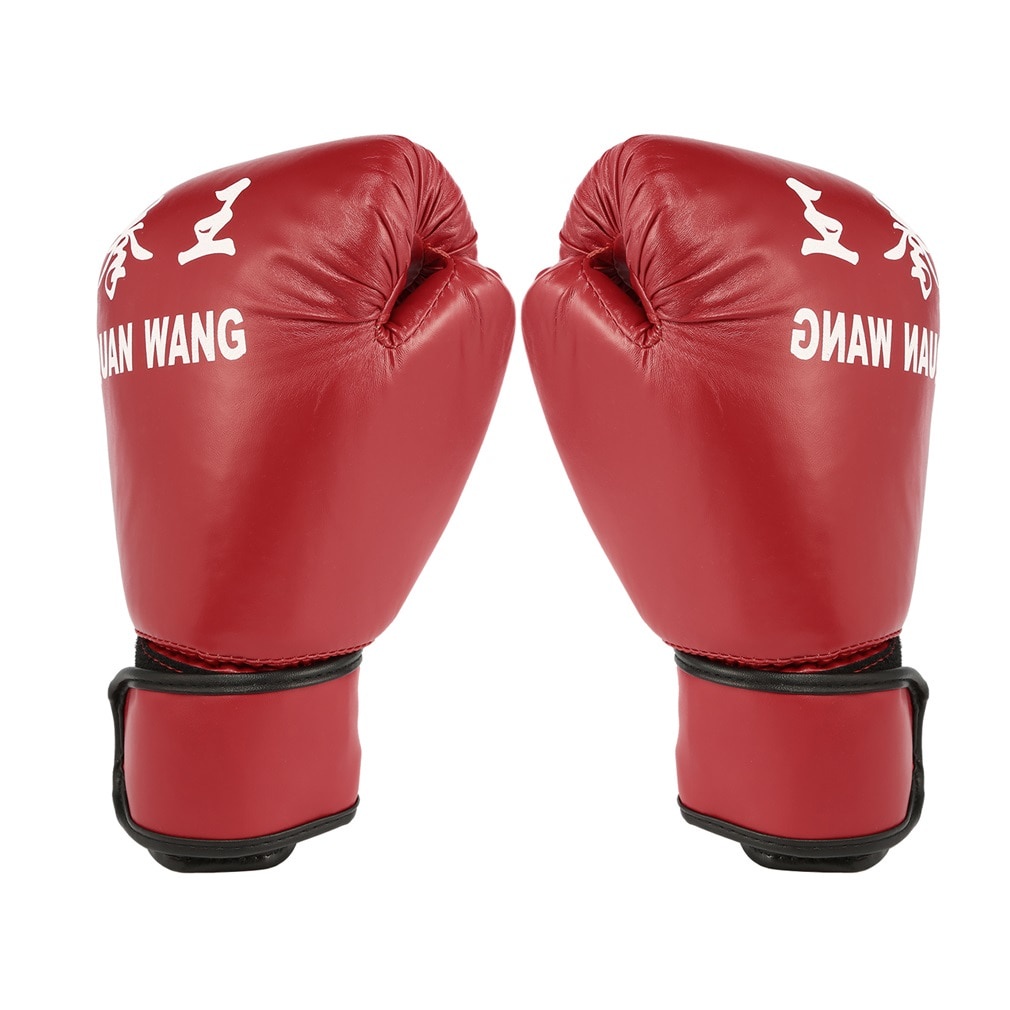 Mujer con guantes de boxeo rojos, guante de boxeo kickboxing