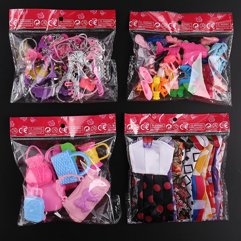 ORGANIZÓ TODOS LOS ACCESORIOS DE BARBIE POR CATEGORÍA EN CAJAS DE  PLÁSTICO/ROPA , ZAPATOS, COMIDITA/ 