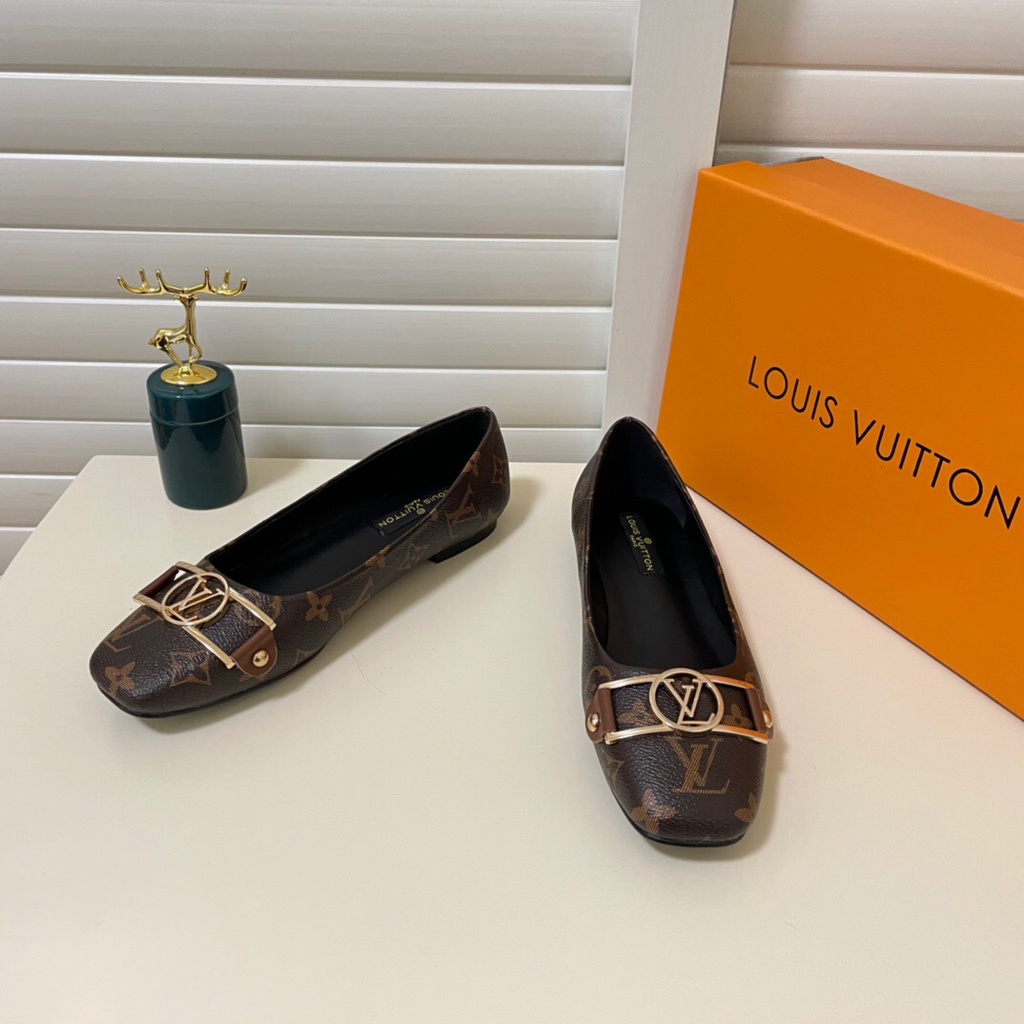 Cómo llevar zapatos Mary Jane para hombre según Louis Vuitton