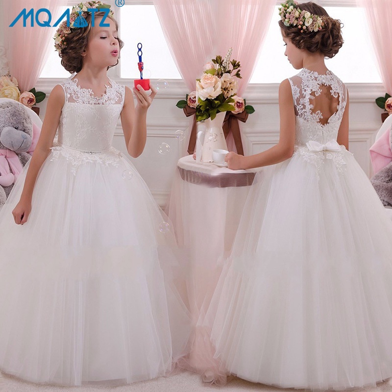 Modelos de vestidos blancos best sale para niñas