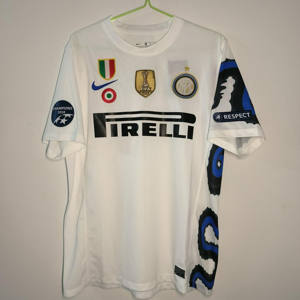 Camiseta De Fútbol 2010 2011 Inter Milan Visitante RetroSoccer ...