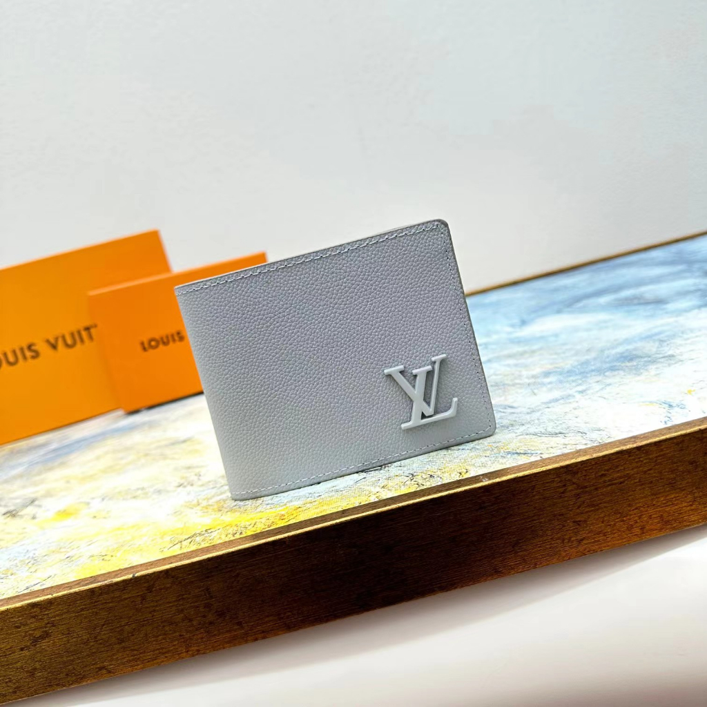 Louis Vuitton AEROGRAM Multiple wallet (M69829, M81026)