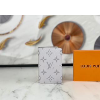 Louis Vuitton Tarjetero LV Coin macassar Verde Cuero ref.563974