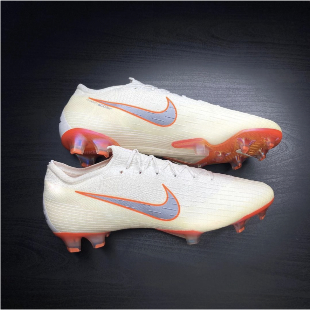 Mercurial blanco store con naranja