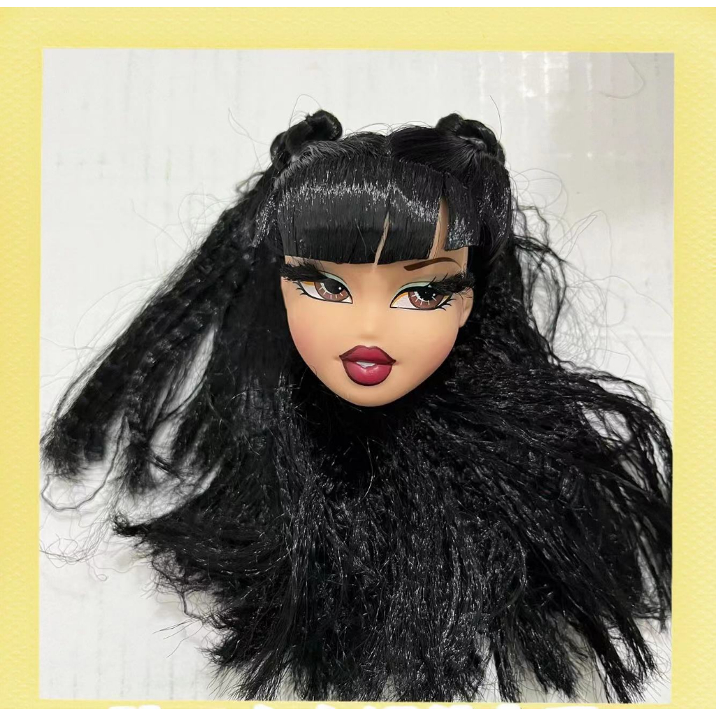 Bratz Bratz Muñeca Barbie Moda Pestañas Reales Casa De Juego Chica