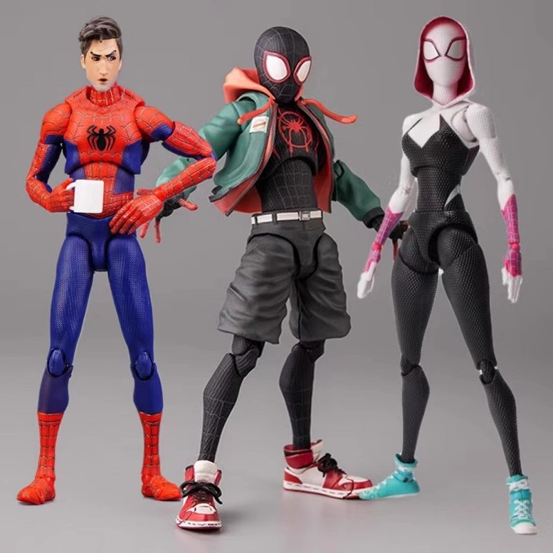 Juguetes de Spiderman para niños, figuras de Anime de héroe de Marvel,  figuras de Spider Man Kawaii, juego de rol de plástico, guantes, juego de  lanzador, juguete de muñeca - AliExpress