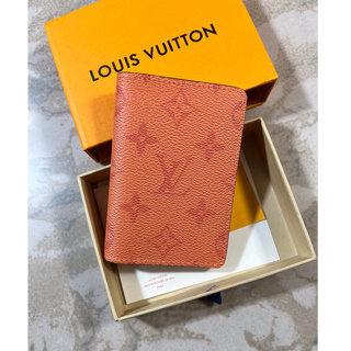 Louis Vuitton Porta Pasaportes De Cuero , Nueva Cartera LV [Con Estuche]  Corta Para Hombre