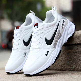 Nike blancas para outlet correr