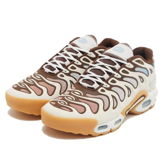 Nike tn air max plus black gold outlet