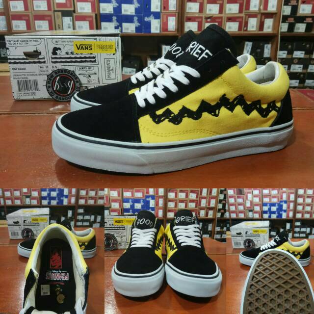 Vans negro con discount amarillo