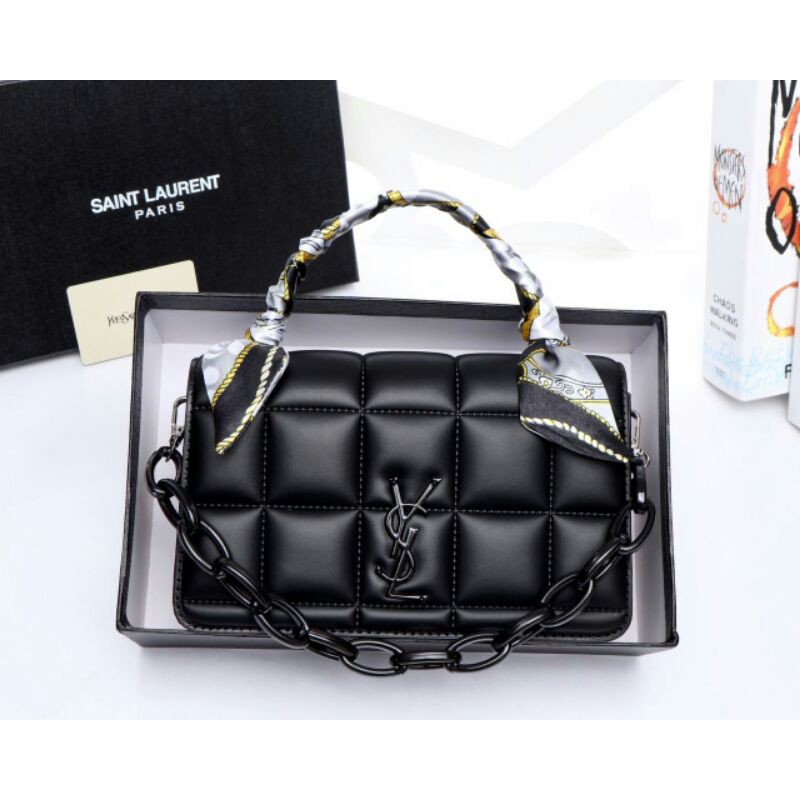 Yves Saint Laurent Bolso satchel en piel - El Palacio de Hierro