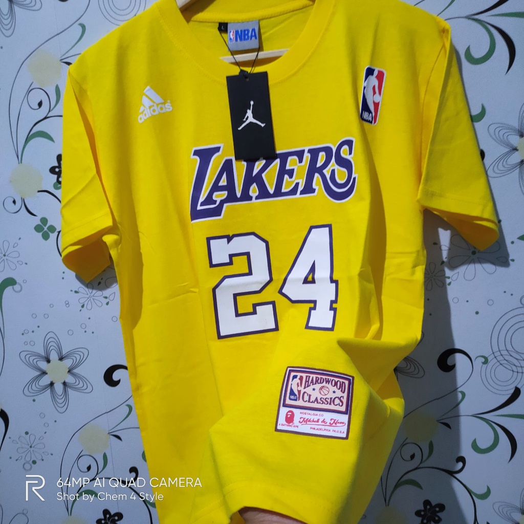 Camiseta manga best sale corta lakers