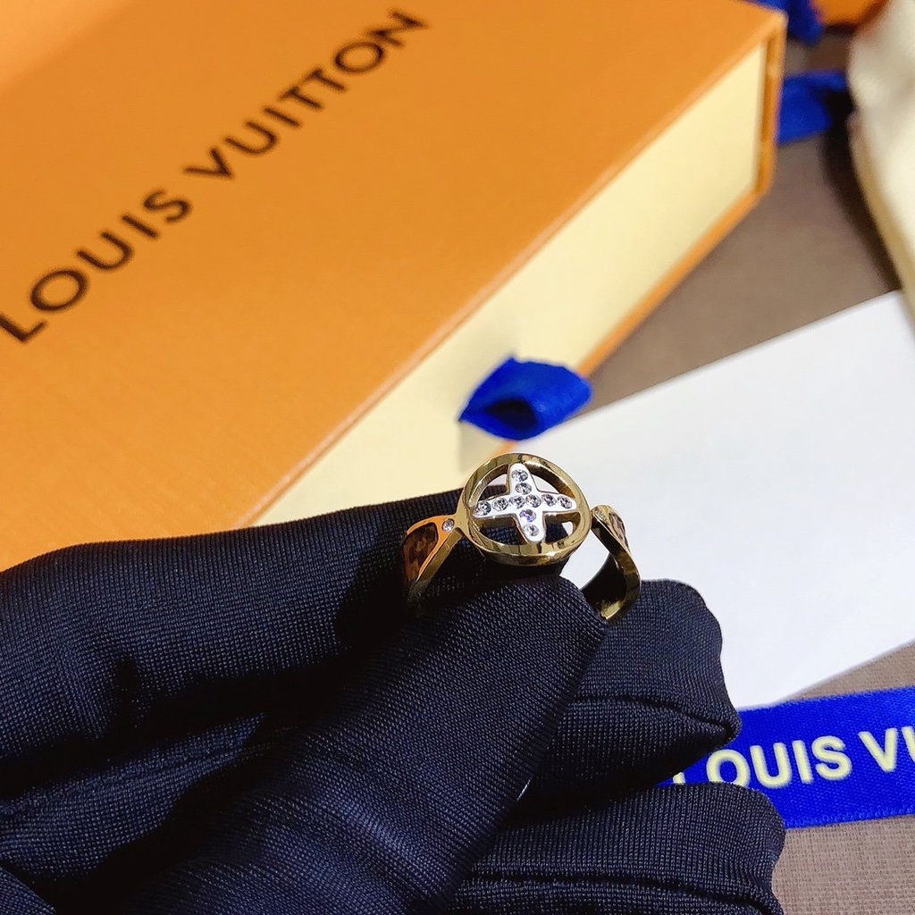 Louis Vuitton Anillo Para Las Mujeres Fresco Simple Estilo Coreano Letra LV  Dedo Anillos Pareja Versátil Creativo Oro Plata 925 Cincin Accesorios De  Joyería