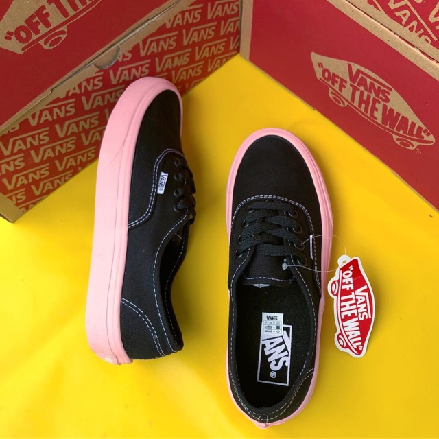 Vans rosas best sale con negro