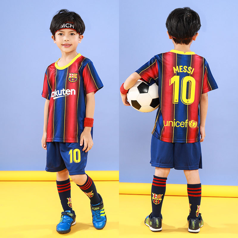 Equipación y ropa de fútbol para niños