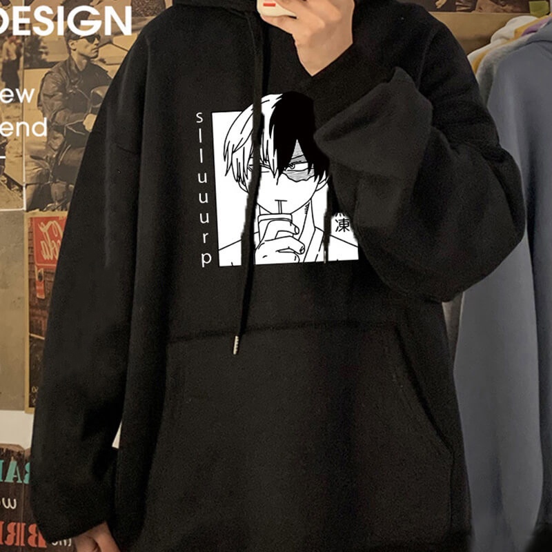 Sudadera con capucha de manga larga con estampado de Anime negro suelta  para mujer