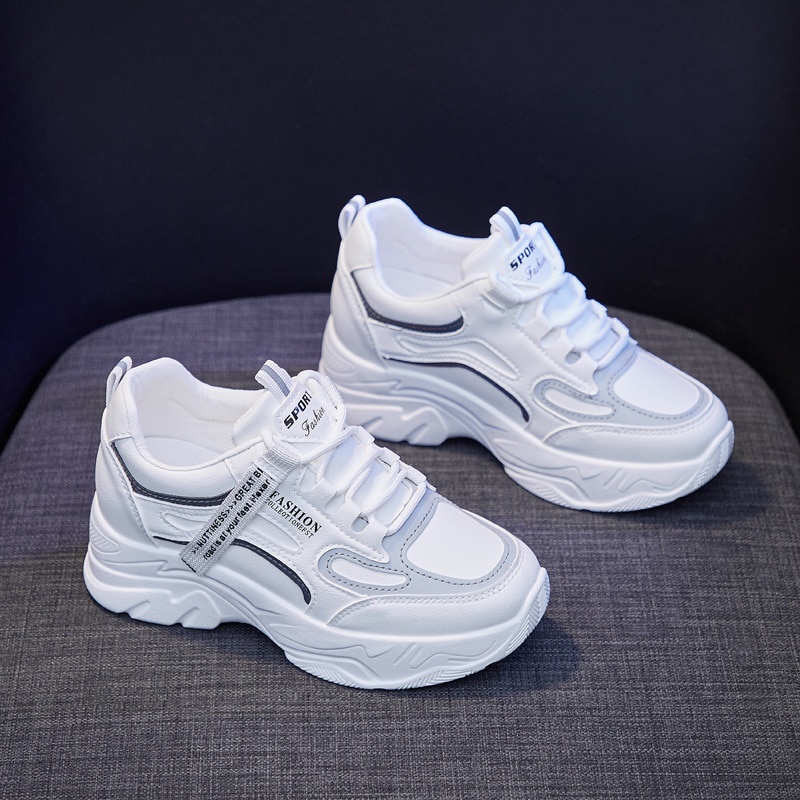 Blanco Zapatillas De Deporte Para Las Mujeres De La Plataforma De Tenis  Femenino Altura Interior De Correr Zapatos Deportivos Mujer Casual De Lujo  Diseñador Vulcanize