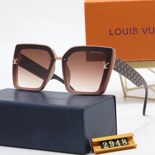 Gafas de sol diseño estilo Louis Vuitton cuadradas de armadura blanca y  cristales oscuros