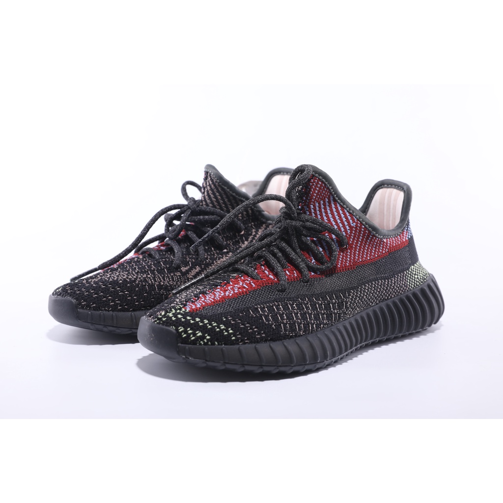 Yeezy negro store y rojo