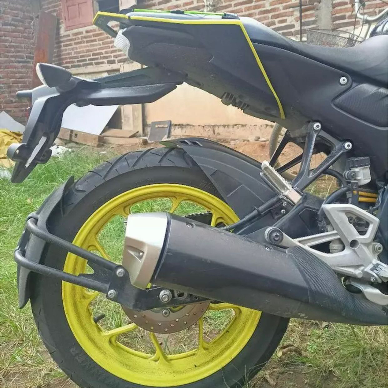 Hugger YAMAHA VIXION R15 HUGGER YAMAHA XSR155 HUGGER YAMAHA R15 V2 ...