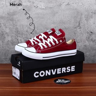 Converse sale negras escolares