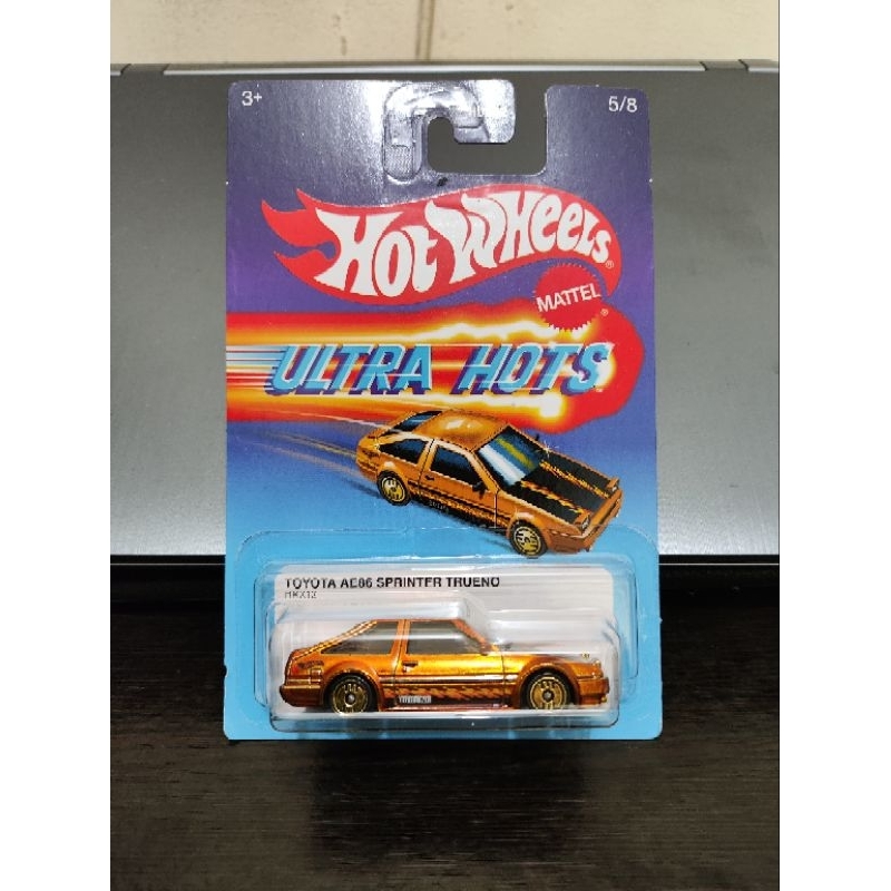 Hot Wheels Ultra Hots Toyota AE86 Sprinter Trueno Oro