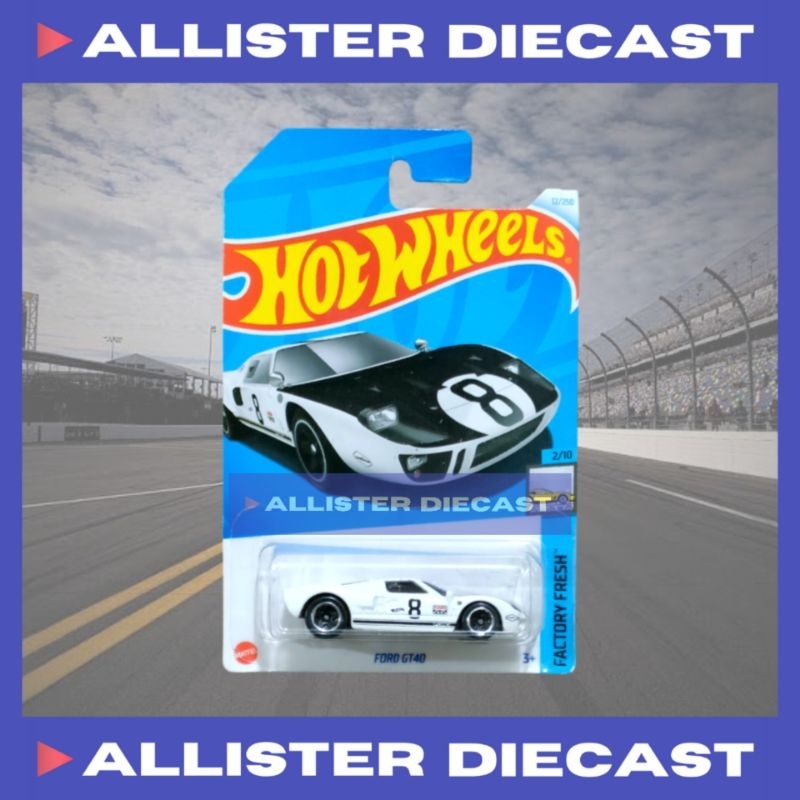 Hot Wheels Ford GT40 Bianco #12 - Serie Factory Fresh 2024 - Scala 1:64 (3 Pezzi)