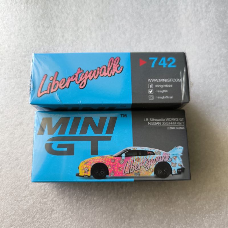 MINI GT 742 LB-SILHOUETTE WORKS NISSAN 35GT-RR VER . 1 LBWK KUMA ...