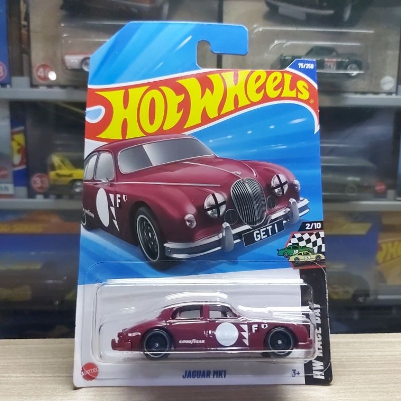 MATTEL HOT WHEELS 50195 Scale 1/18 | JAGUAR F1 R2 N 19 SEASON 2001